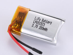 LP651523 3.7V 200MAH Prismatische polymer Li-ion oplaadbare cel De perfecte combinatie van vorm en functie Kleine grootte
