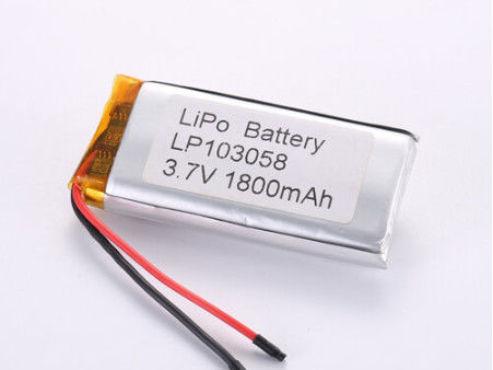 LP103058 3,7V 1800mah li-ionbatterijen fabrikanten Soft Pack Lithium Polymer Battery met overontladingsbescherming en flexibel ontwerp